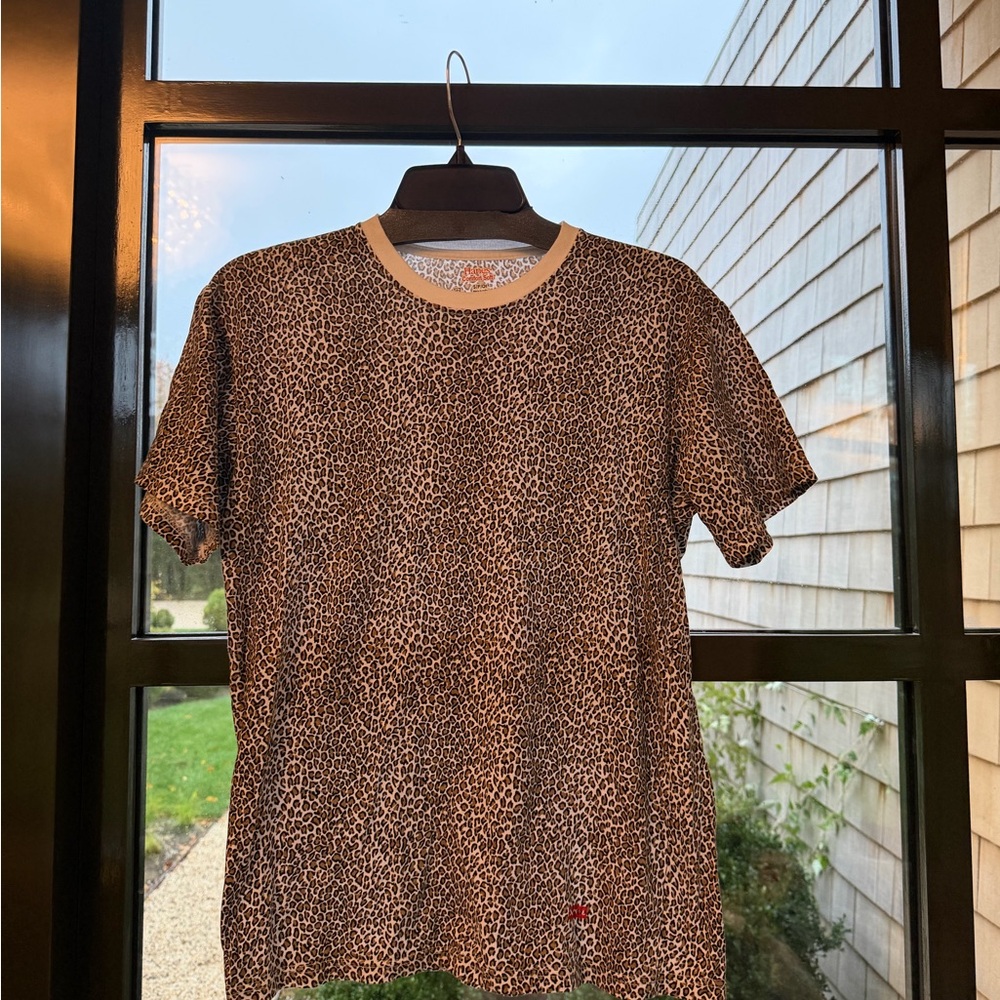 Supreme x Hanes leopard tee